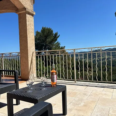 بيت للعطل -villa Les Pins- باندول